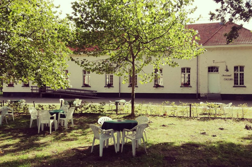 Rustpunt bij Widar den Bayerd ( Beestig Goe Geamuseerd)